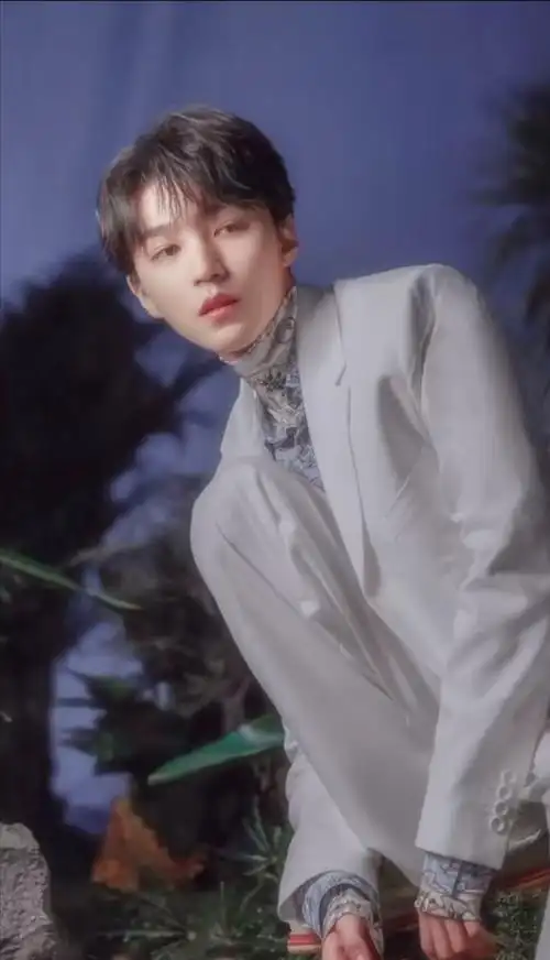 王俊凯九宫格～一起来欣赏凯凯的绝世美颜叭