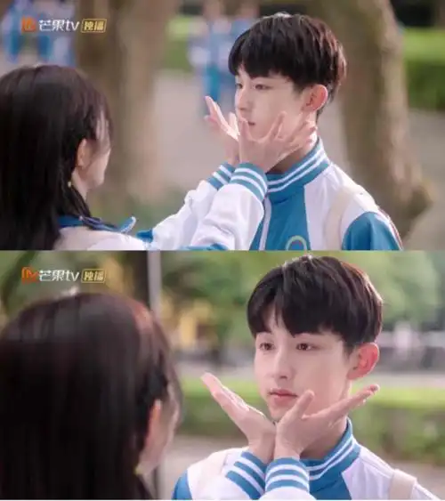 郭俊辰万鹏纯纯的大学恋爱,甜甜的吻戏来了