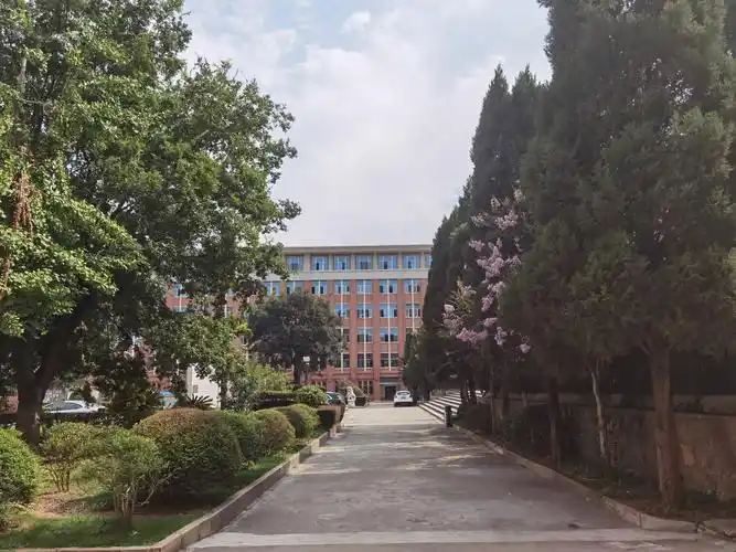 安徽省太湖中学