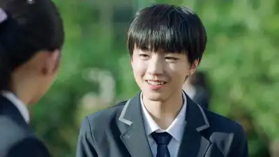 王俊凯 电视剧小别离 截修【就算大雨让这座城市颠倒,我会给你怀抱