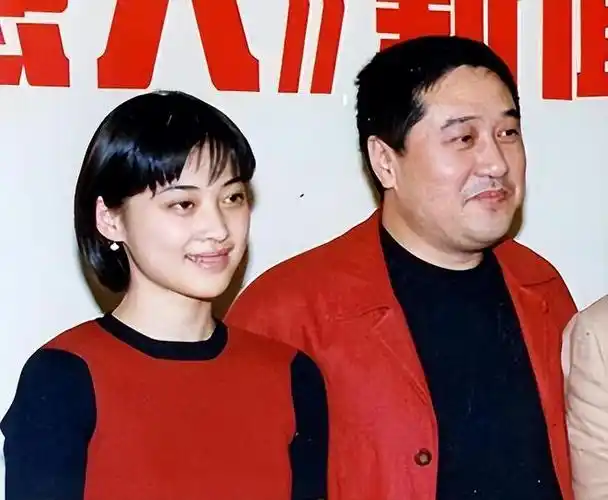 对比梅婷的两任丈夫一个才华横溢招人恨一个碌碌无为惹人爱