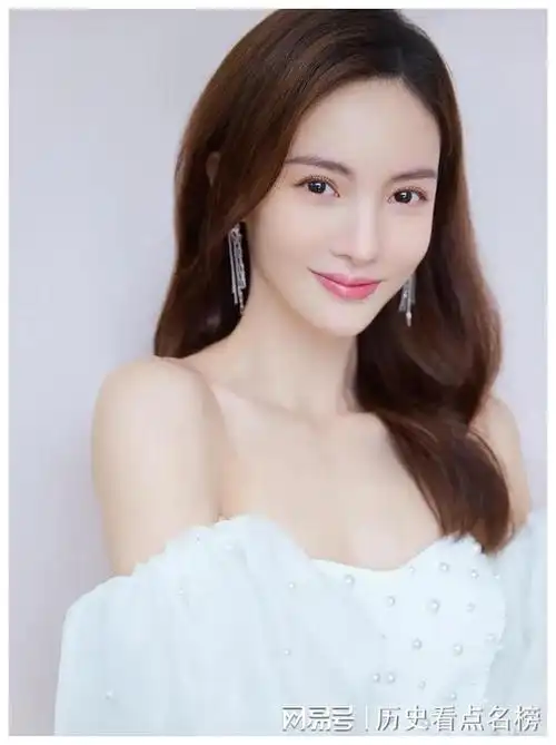 王祖贤杨幂金晨谁的嘴唇更具魅力