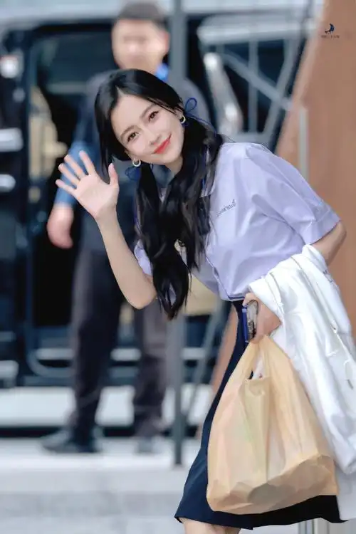 angelababy卷发双马尾