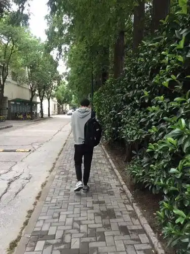 谈恋爱对工科男生的影响有多大?