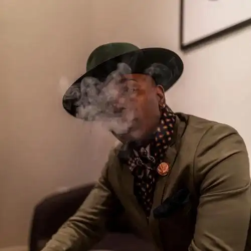 来一组黑人头像