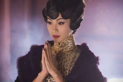 圣堂风云热播韩晓变身妖娆间谍暗恋吴奇隆