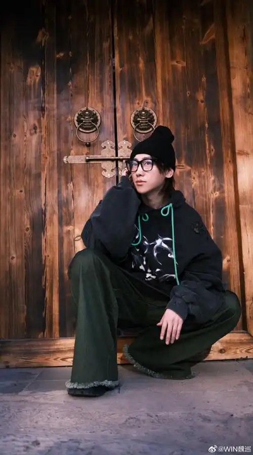 魏巡超话99「告别2023」库存再来一波#2023清库存大赛##2023不断更