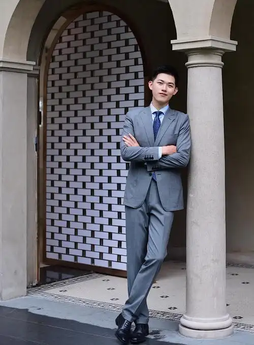 如何凭衣着逆袭上海精英男_西装