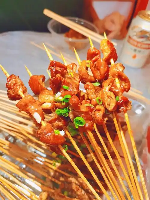 何人烤牛9099地点:天心区紫薇路18号95菜品:73碳烤肥肠:最最