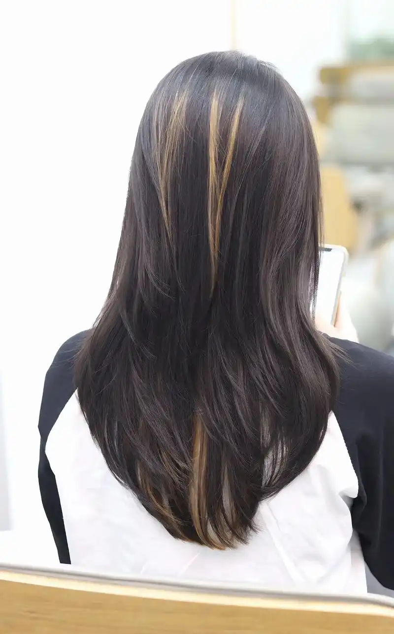 长发高层次.高层次让你的背影加分,修饰脸型 #同城美发店推荐 - 抖音