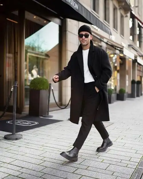 一,"基础版"穿搭,靴子颜色要选好