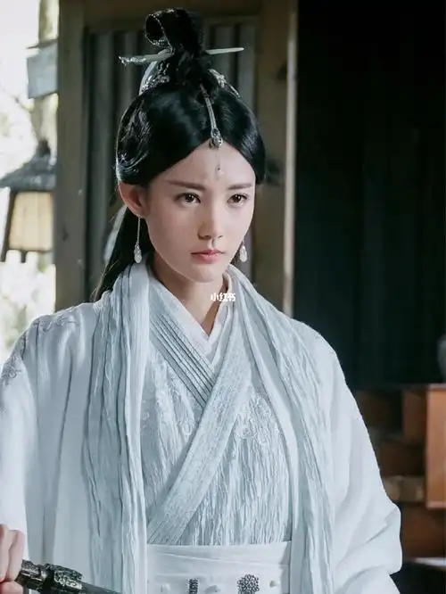 李一桐古装造型