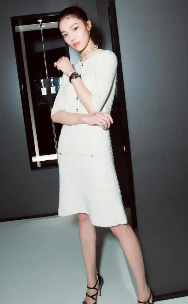 钟楚曦  美腿玉足合集