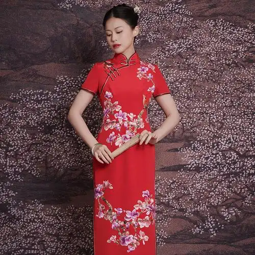 红馆2022真丝重绉绣花旗袍红色苏绣高端传统拜年结婚新娘喜相逢