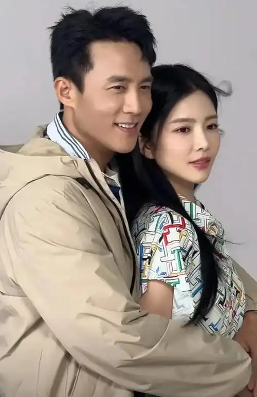 杜淳老婆晒开工照,被指头大身子小,王灿直白回应:没有完美的人|偶像剧