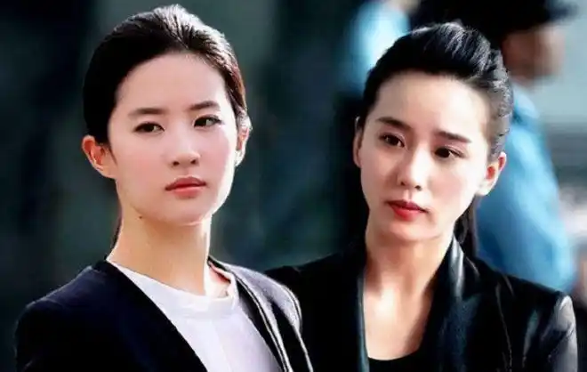 刘亦菲和刘诗诗谁更配清纯女王