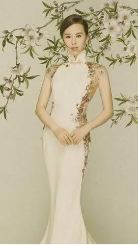 王雅洁献唱经典歌曲茉莉花歌声优美获赞赏