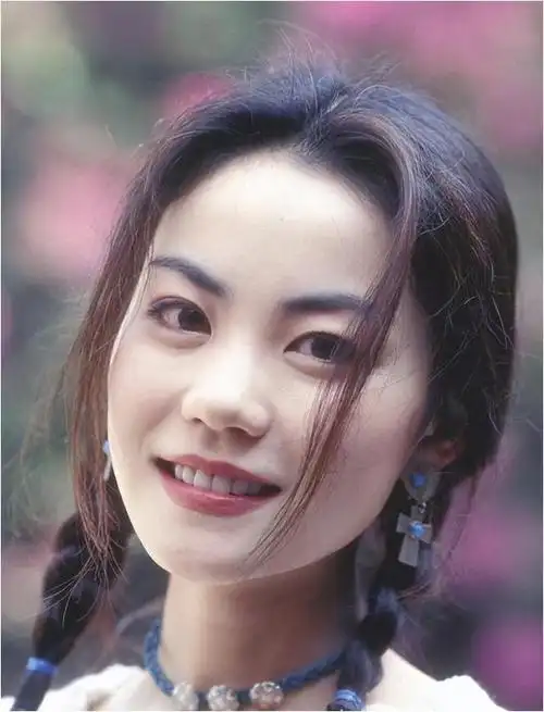 李敖直言王菲:高冷外表下,墨水不足显本质,真是让人大跌眼镜!