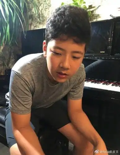 组图:爸哪儿第一季萌娃长大了!王诗龄森蝶天天石头kimi近照曝光