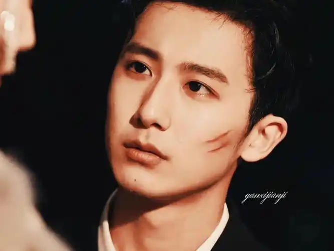 郝富申|演破碎小狗有一套啊!