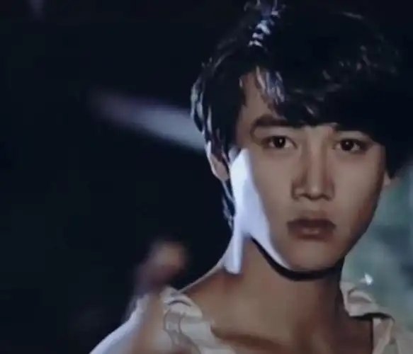 上戏12大校草:阳刚的,斯文的,痞帅的,占娱乐圈美男的半壁江山