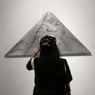 2021最新个性情侣头像背影图片一男一女两张