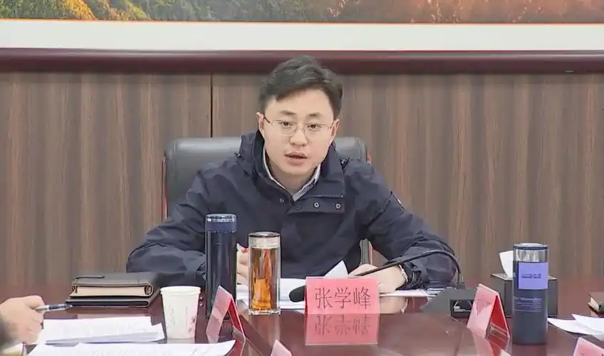 崛起遵化|市长张学峰主持召开港陆公司重点项目调度会议_澎湃号·政务