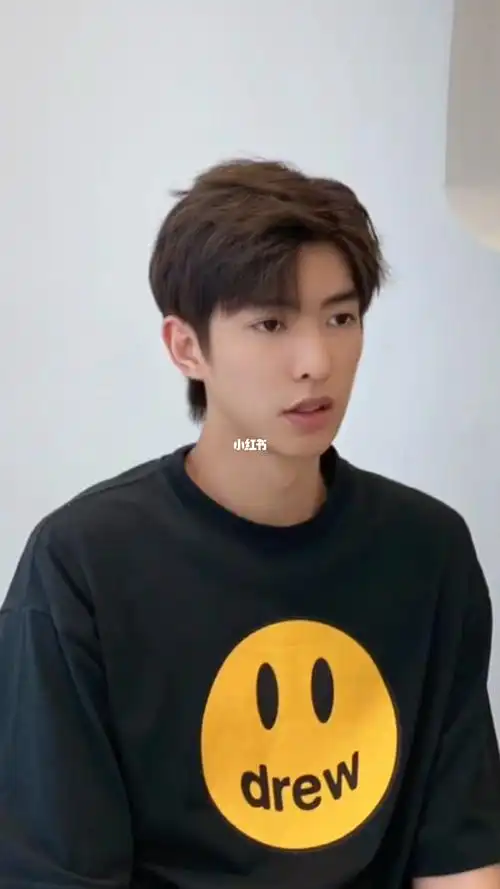 能把四六分发型驾驭出雅致温润气质就很帅