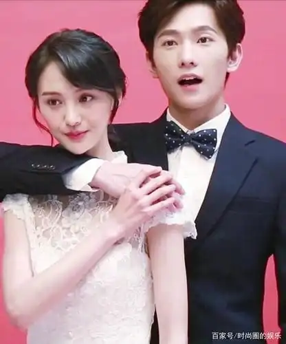 网上甚至还有传言称杨洋微博告白郑爽,疑似高调示爱,杨洋喜欢郑爽吗?