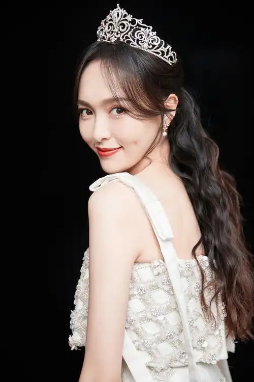 唐嫣精致优雅写真图片39