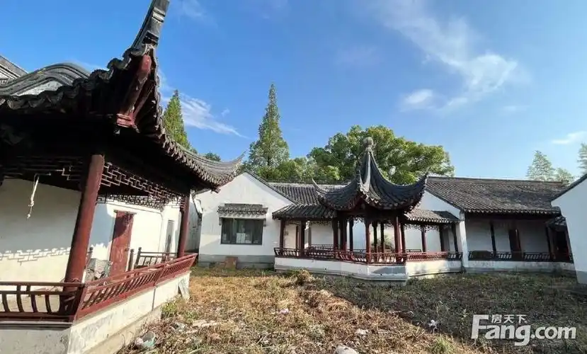 姑苏世家留园府大宅占地两亩多大花园清水毛坯5个车位