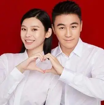 何猷君调皮(看明星的结婚照)(4)