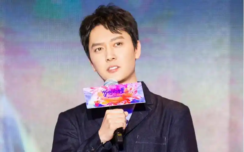 冯绍峰:演员就是一个服务行业,踏踏实实做好自己该做的事就好了.