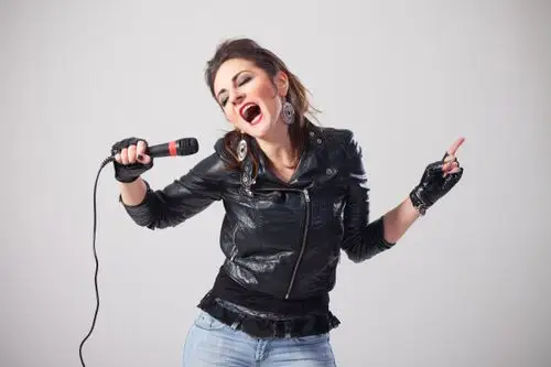 麦克风 唱歌图片