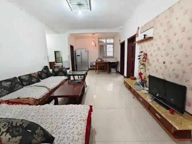 丽嘉花园650月客厅带空调卧室2个家具家电齐全