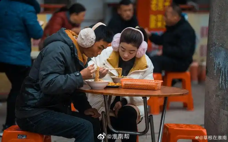 生活中的平凡和不易 普通人的闪光与不屈 photo by