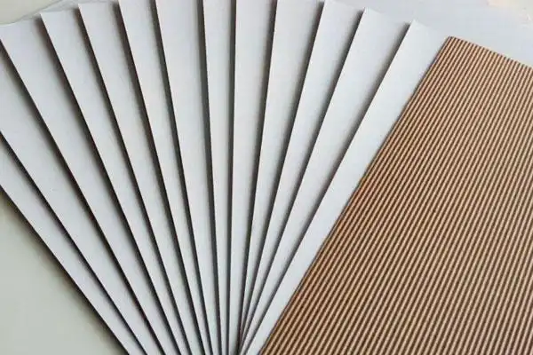 2层白面牛卡e型瓦楞纸板