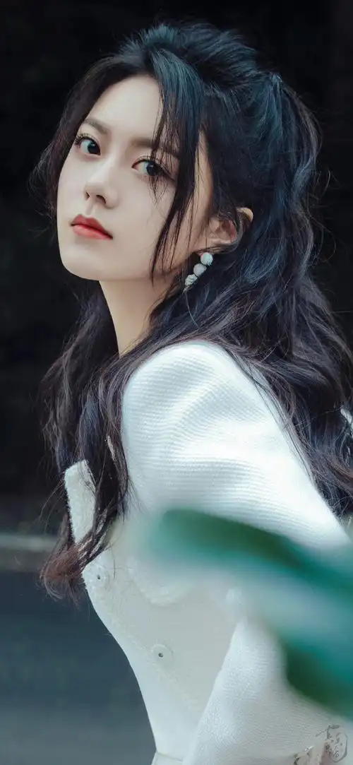 赵今麦小香风营业照