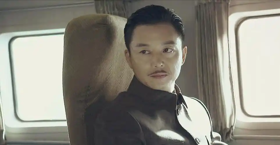 我心中永远的疯子老师----王天风(伪装者)剧评