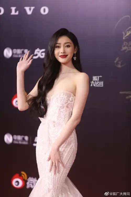 关晓彤,赵露思,杨超越,赵丽颖,张天爱,邓紫棋,金晨,毛晓彤,孟子义