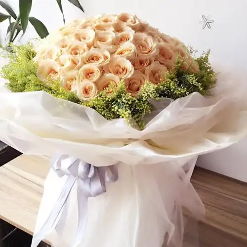 无悔的爱99枝香槟玫瑰韩式花束