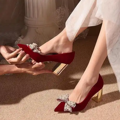 婚鞋秀禾秀禾服婚纱两穿结婚鞋子女年新款红色礼服中式高跟新娘鞋