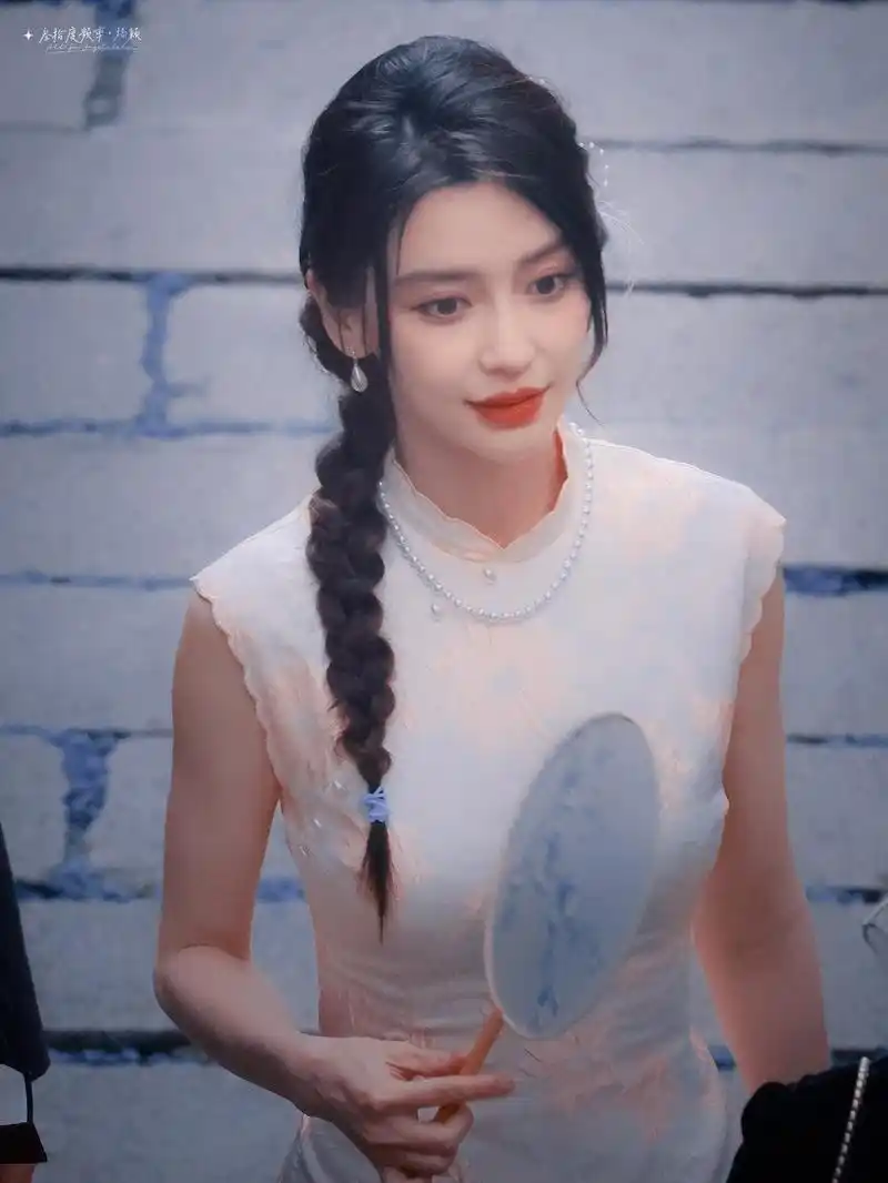angelababy穿旗袍的图片,直接封神!