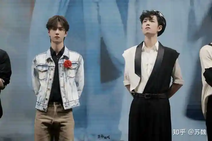 如何看待南京陈情令演唱会肖战和王一博的互动