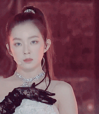 【red velvet】:裴珠泫(irene)|截自《psycho》打歌现场