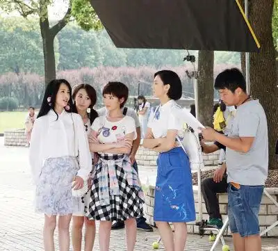 郑爽女神 微微一笑很倾城,毛晓彤