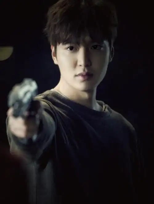 李敏镐##赏金猎人李敏镐# 用手机app去字小.