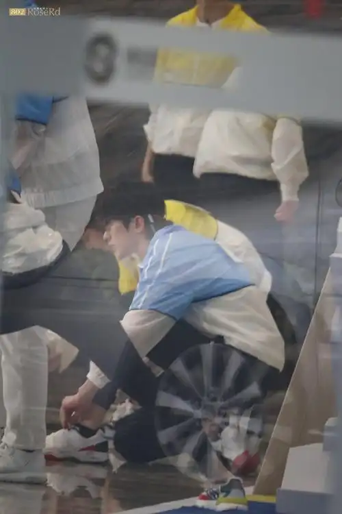 biu biu ～笑容也很治愈    #蔡徐坤