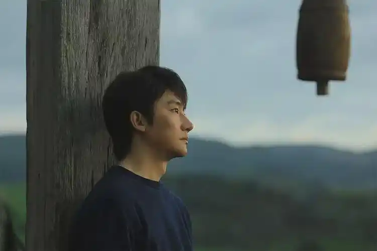 红高粱电视剧黄轩剧照_黄轩红高粱演的谁_红高粱朱亚文黄轩