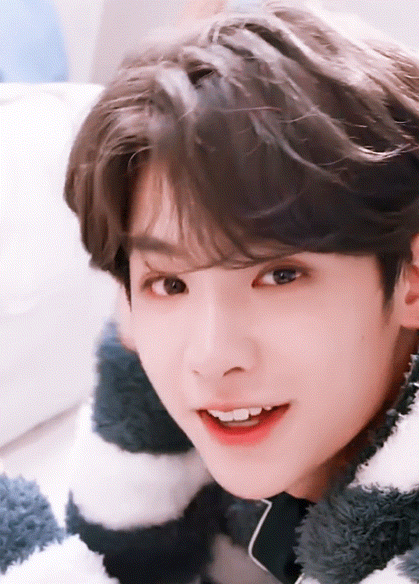 黄明昊 justin 浩瀚星辰,未来可期 - 堆糖,美图壁纸兴趣社区